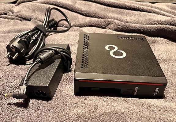 Fujitsu ESPRIMO G5011 pieni kompakti mini pc | Tori