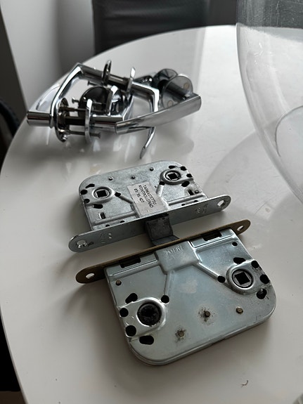 Product image 1 of 4