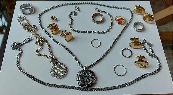 Product image 1 of 4