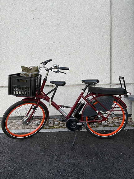 Product image 1 of 9