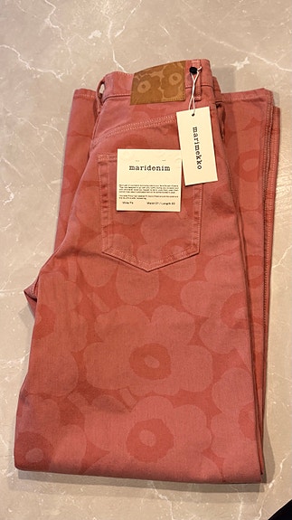 Product image 1 of 7