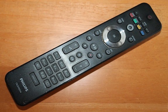 Philips taulu TV kaukosäädin kauko säädin alkuperäinen 242254902362 useaan