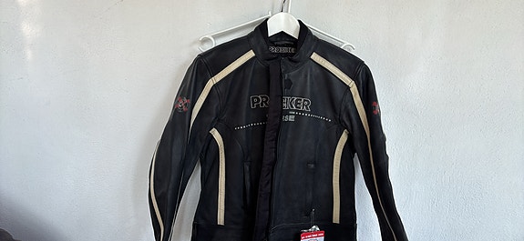Product image 1 of 6