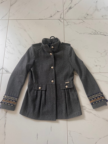 Product image 1 of 6