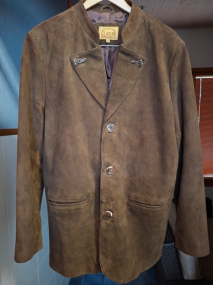 Product image 1 of 2