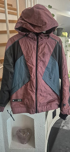 Product image 1 of 9