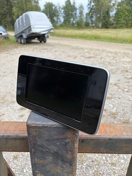 Product image 1 of 3