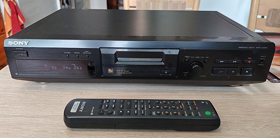 Sony MDS-JE330 minidisc soitin