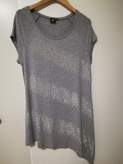 Product image 1 of 9
