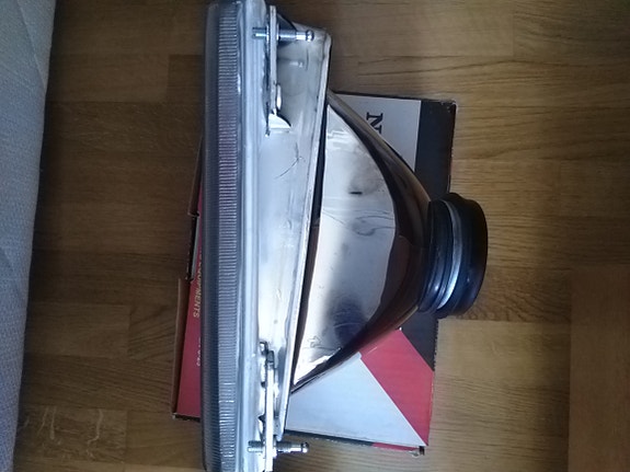 Product image 1 of 3
