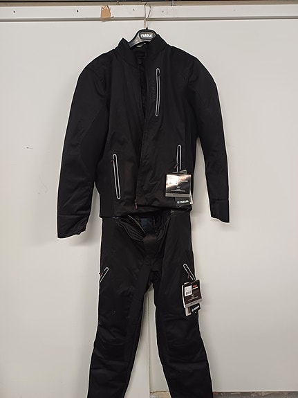 Product image 1 of 3