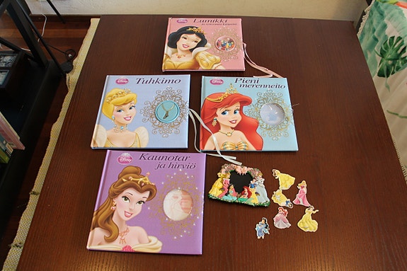 Product image 1 of 4