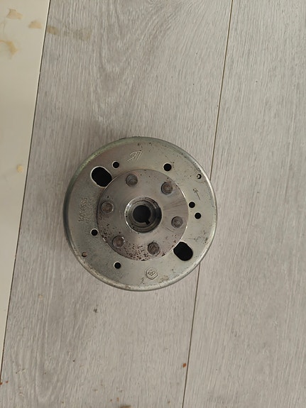 Product image 1 of 8