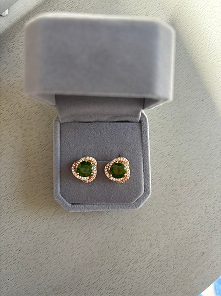 Product image 1 of 4