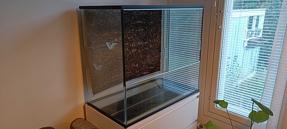 Product image 1 of 8