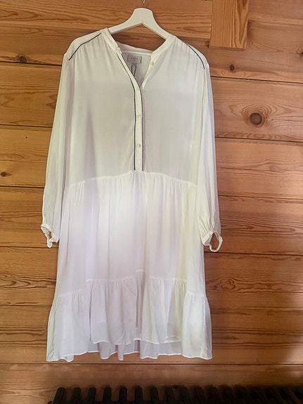 Product image 1 of 8