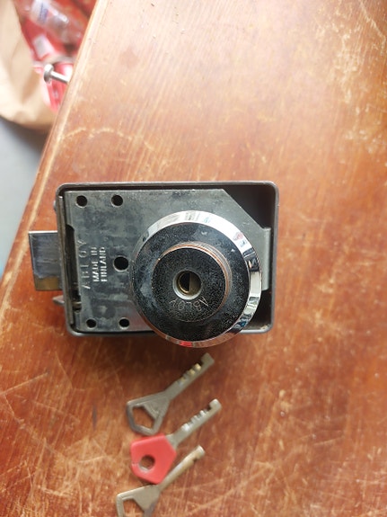 Product image 2 of 5