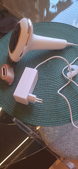Product image 1 of 3