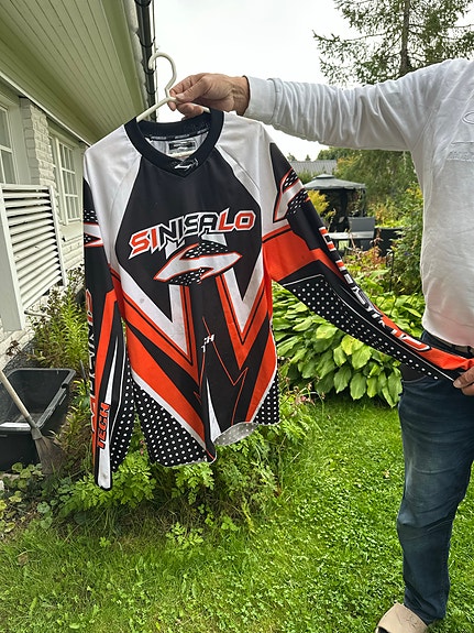 Product image 1 of 4