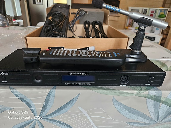 Product image 1 of 7