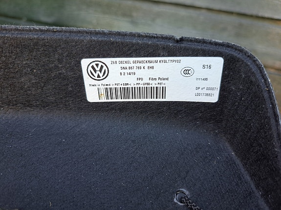 Product image 1 of 3