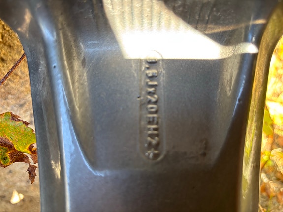 Product image 8 of 9