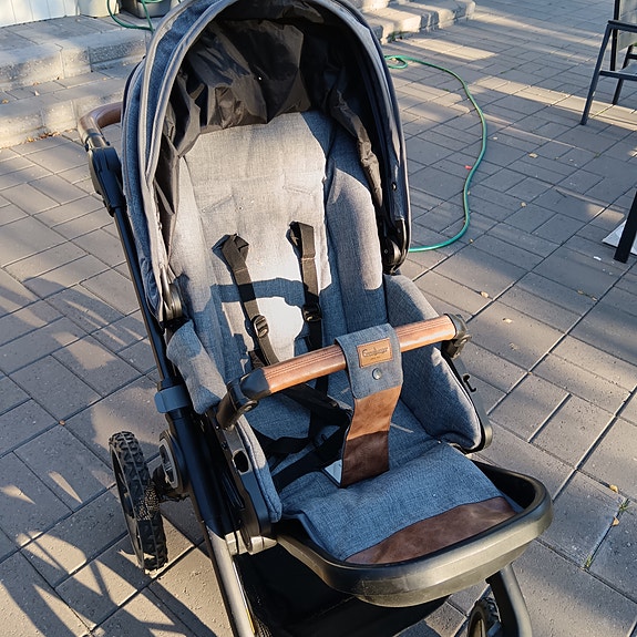 Product image 1 of 6