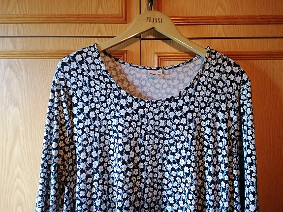 Product image 1 of 9