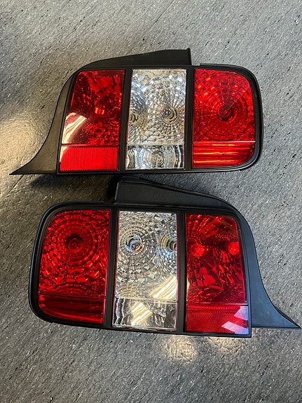Product image 1 of 4