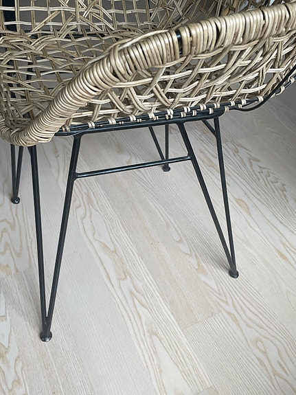 Product image 1 of 7