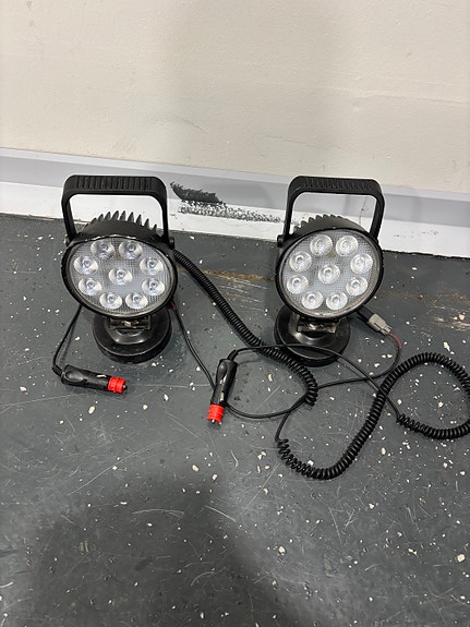 Product image 1 of 2