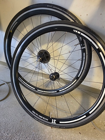 Product image 1 of 5
