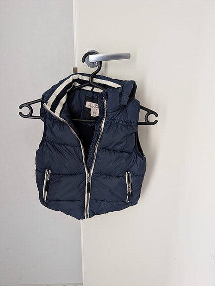 Product image 1 of 2