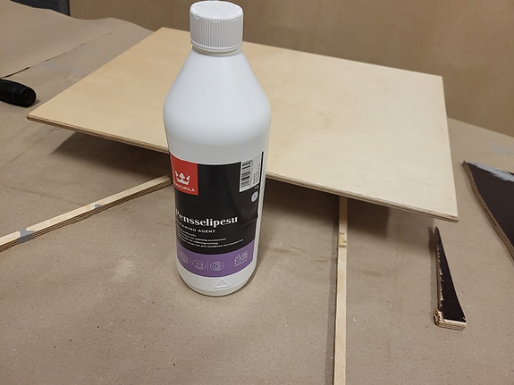 Product image 1 of 2
