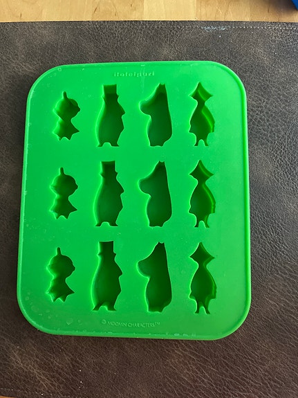 Product image 1 of 2