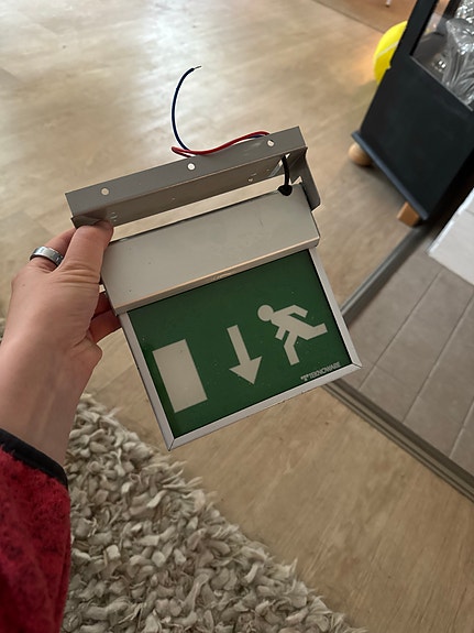 Product image 1 of 6