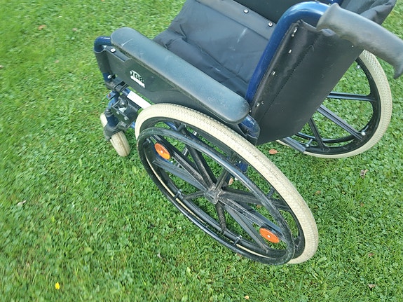Product image 17 of 25