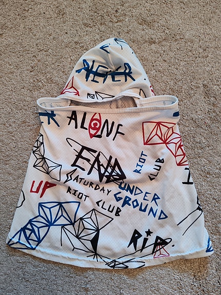 Product image 1 of 2