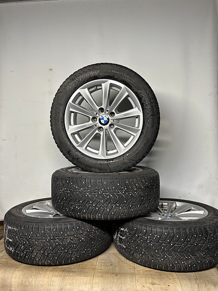 BMW OEM vanteet R17 nastarenkaat 225/55R17 nr82