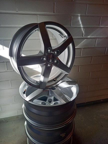 Product image 2 of 8