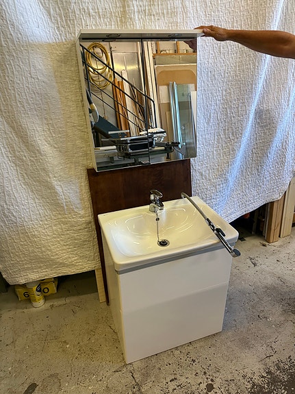 Product image 1 of 6