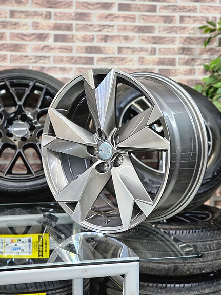Product image 9 of 9