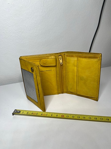 Product image 1 of 8