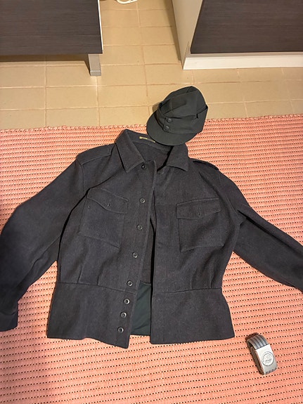 Product image 1 of 4