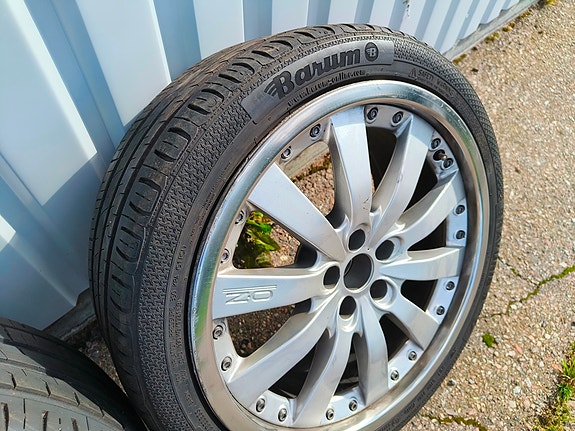 Product image 28 of 32