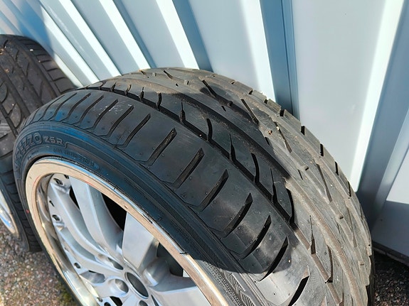 Product image 17 of 32