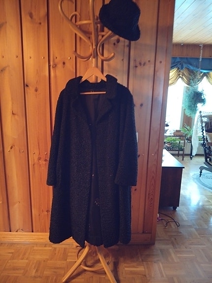 Product image 1 of 7