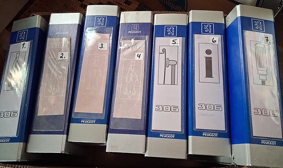 Product image 1 of 6