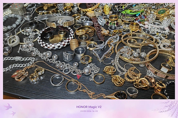 Product image 22 of 39