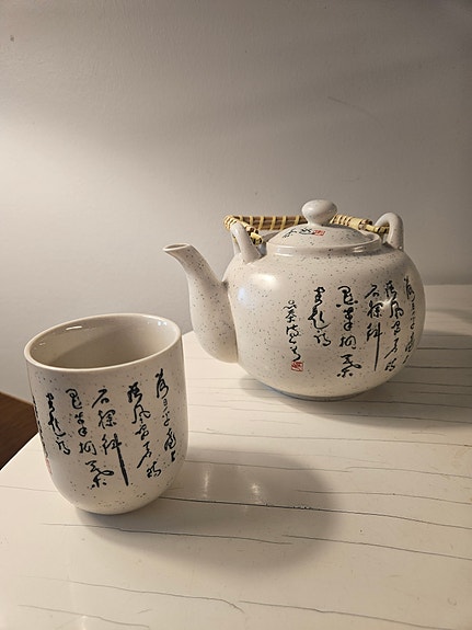 Product image 1 of 2